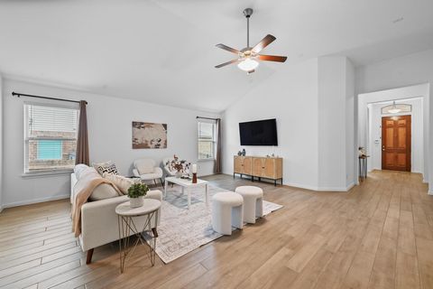 Tiny photo for 918 Valley View DR, Leander, TX 78641 (MLS # 2738948)