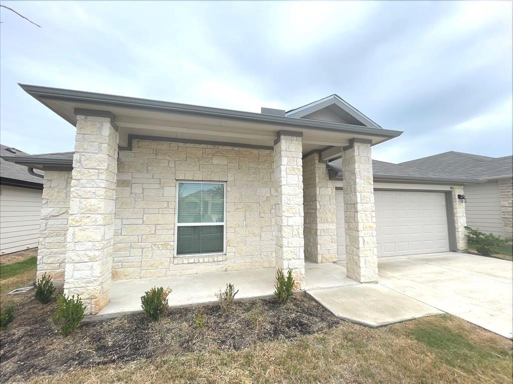 806 Pease River WAY