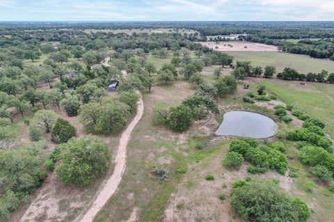 Photo of 847 Highway 95 S, Smithville, TX 78957 (MLS # 7984682)