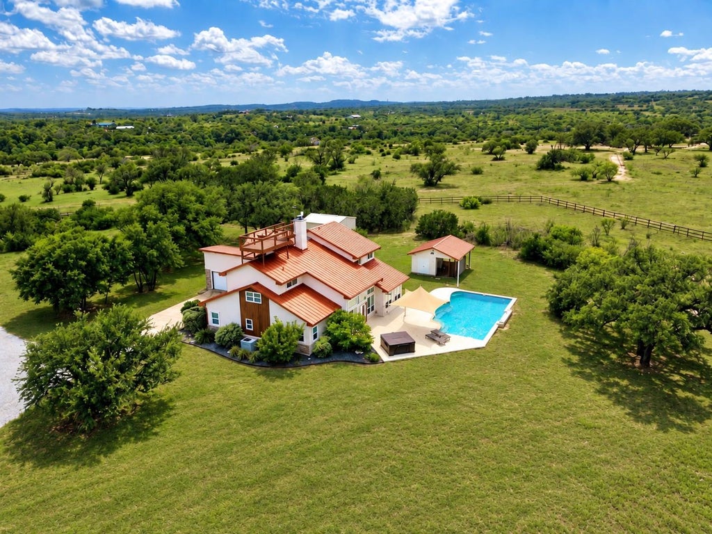 Photo of 312 Paleface Point DR, Spicewood, TX 78669 (MLS # 9613242)