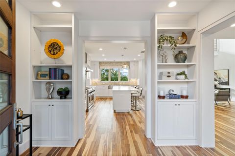 Tiny photo for 2902 Cedarview DR, Austin, TX 78704 (MLS # 6410798)