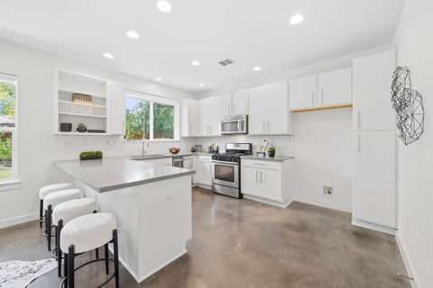 Tiny photo for 301 W Stassney LN #20, Austin, TX 78745 (MLS # 9051743)