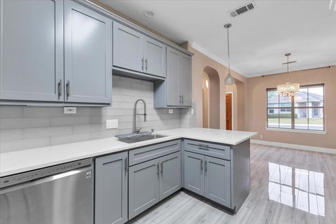 Tiny photo for 11558 Spicewood PKWY #18, Austin, TX 78750 (MLS # 1480365)