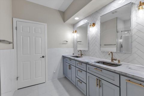 Tiny photo for 11558 Spicewood PKWY #18, Austin, TX 78750 (MLS # 1480365)