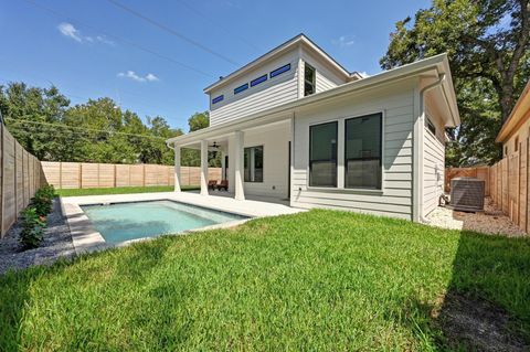 Tiny photo for 1601 Canterbury ST #1, Austin, TX 78702 (MLS # 4765367)