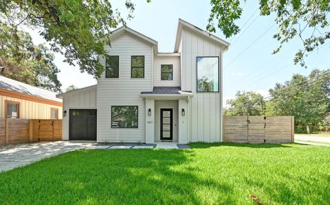Tiny photo for 1601 Canterbury ST #1, Austin, TX 78702 (MLS # 4765367)