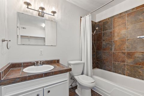 Tiny photo for 400 W 35th ST #210, Austin, TX 78705 (MLS # 9803941)