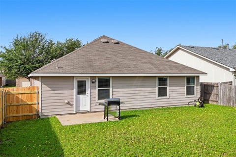 Tiny photo for 18420 Cloudmore LN, Elgin, TX 78621 (MLS # 8828616)
