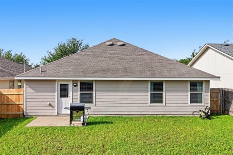 Tiny photo for 18420 Cloudmore LN, Elgin, TX 78621 (MLS # 8828616)