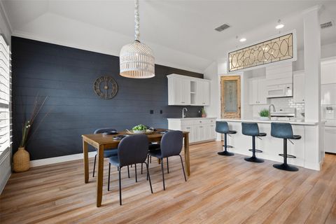 1705 Cherrywood DR Fredericksburg TX 78624