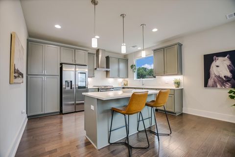 Tiny photo for 5212 Pink Poppy PASS #20, Austin, TX 78735 (MLS # 9469241)