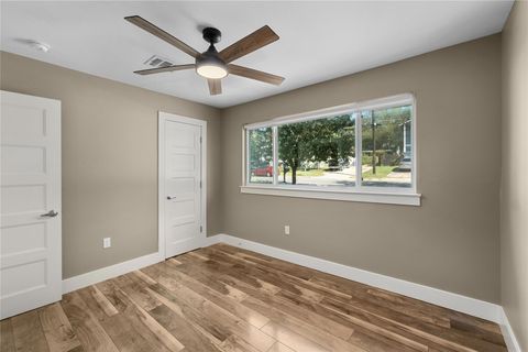 Tiny photo for 1204 Eleanor ST, Austin, TX 78721 (MLS # 9423627)