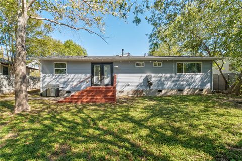 Tiny photo for 1204 Eleanor ST, Austin, TX 78721 (MLS # 9423627)