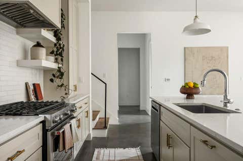 Tiny photo for 2008 Alegria RD #1, Austin, TX 78757 (MLS # 3116789)
