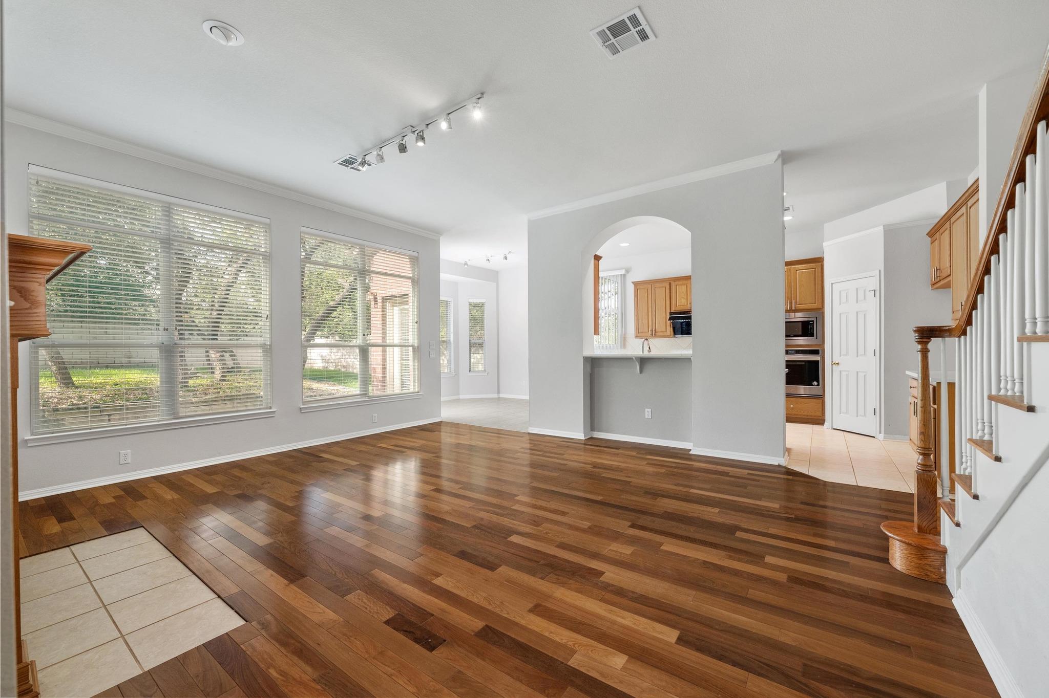 3213 Summer Canyon DR