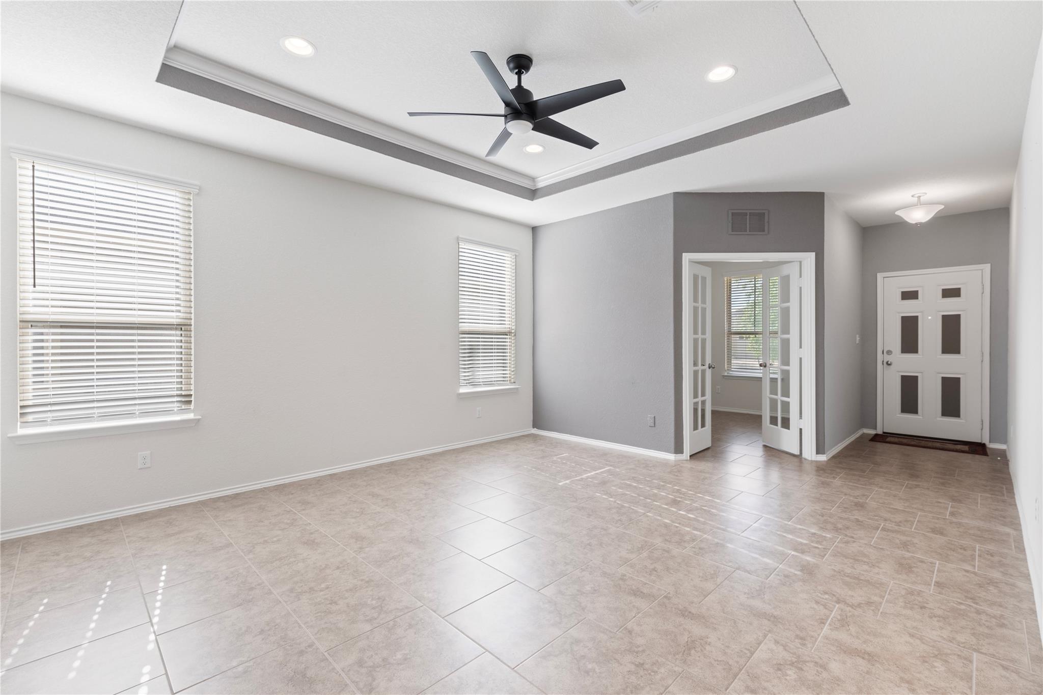 1512 Cliffbrake WAY