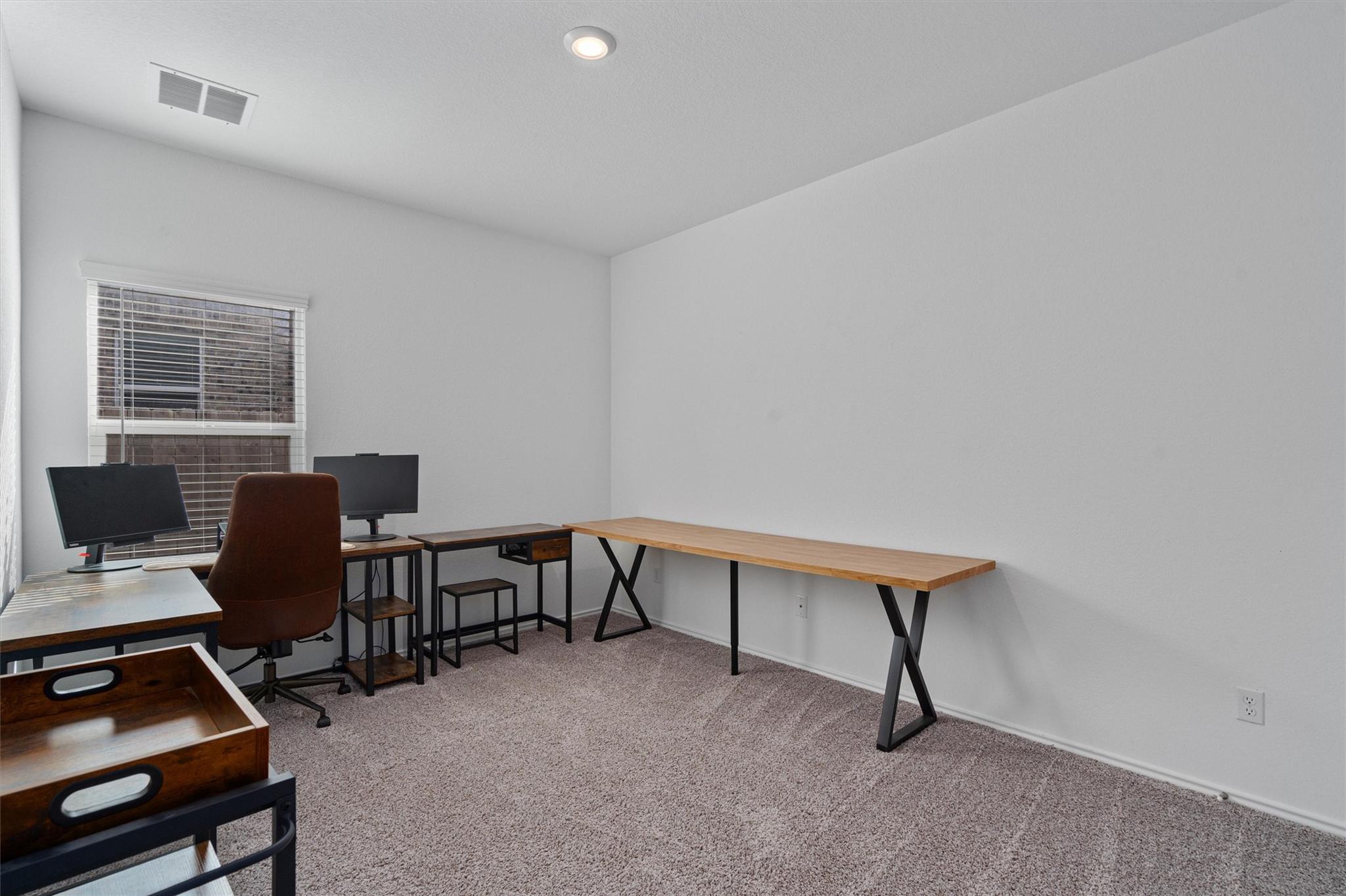 Leander, Texas 78641, United States, 4 Bedrooms Bedrooms, ,2 BathroomsBathrooms,Residential,Active,47931