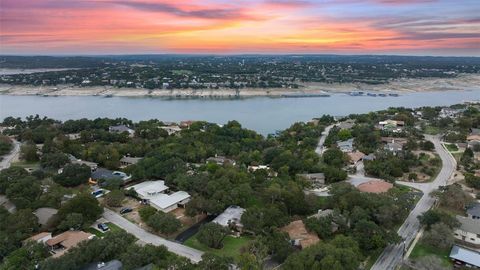 Photo of 113 Comet, Lakeway, TX 78734 (MLS # 2045743)