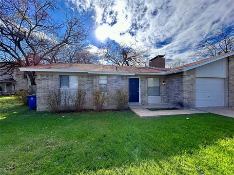 Photo of 10409 Golden Meadow DR #B, Austin, TX 78758 (MLS # 6832328)