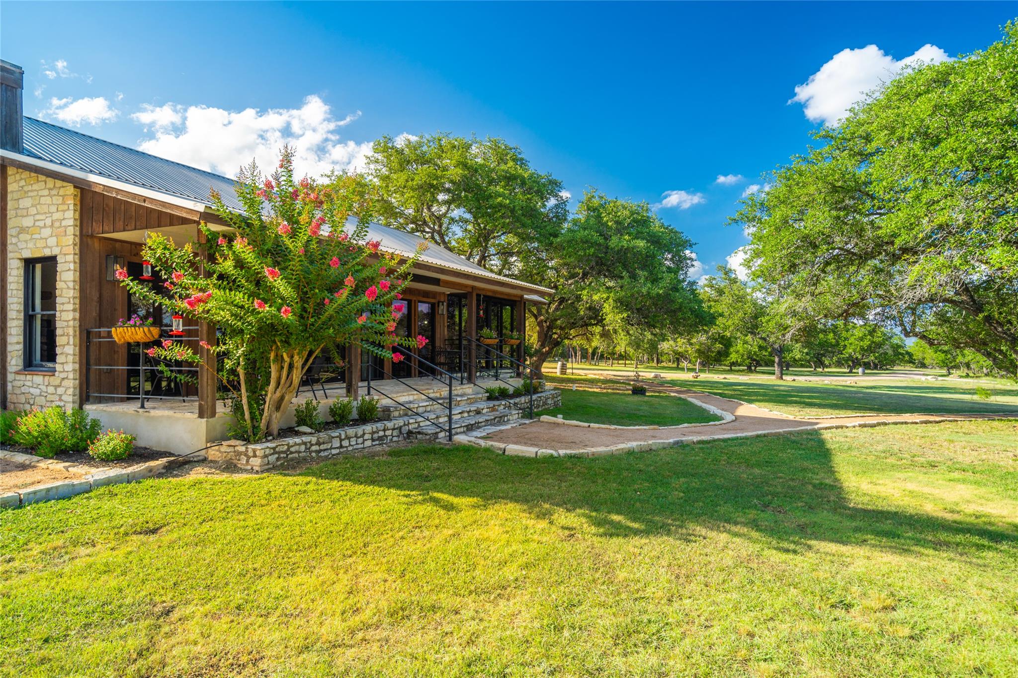 683 Ranch Road 1320