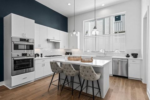 Tiny photo for 2805 McCurdy ST #4, Austin, TX 78723 (MLS # 1501461)