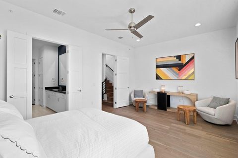 Tiny photo for 2805 McCurdy ST #4, Austin, TX 78723 (MLS # 1501461)