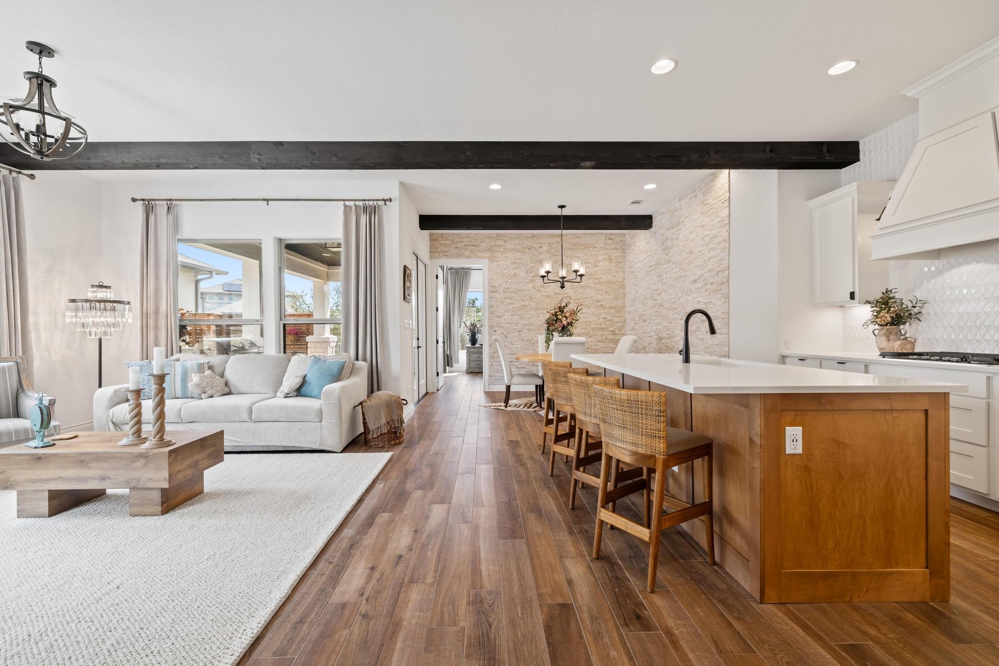 925 Indian Hawthorne DR GH-39