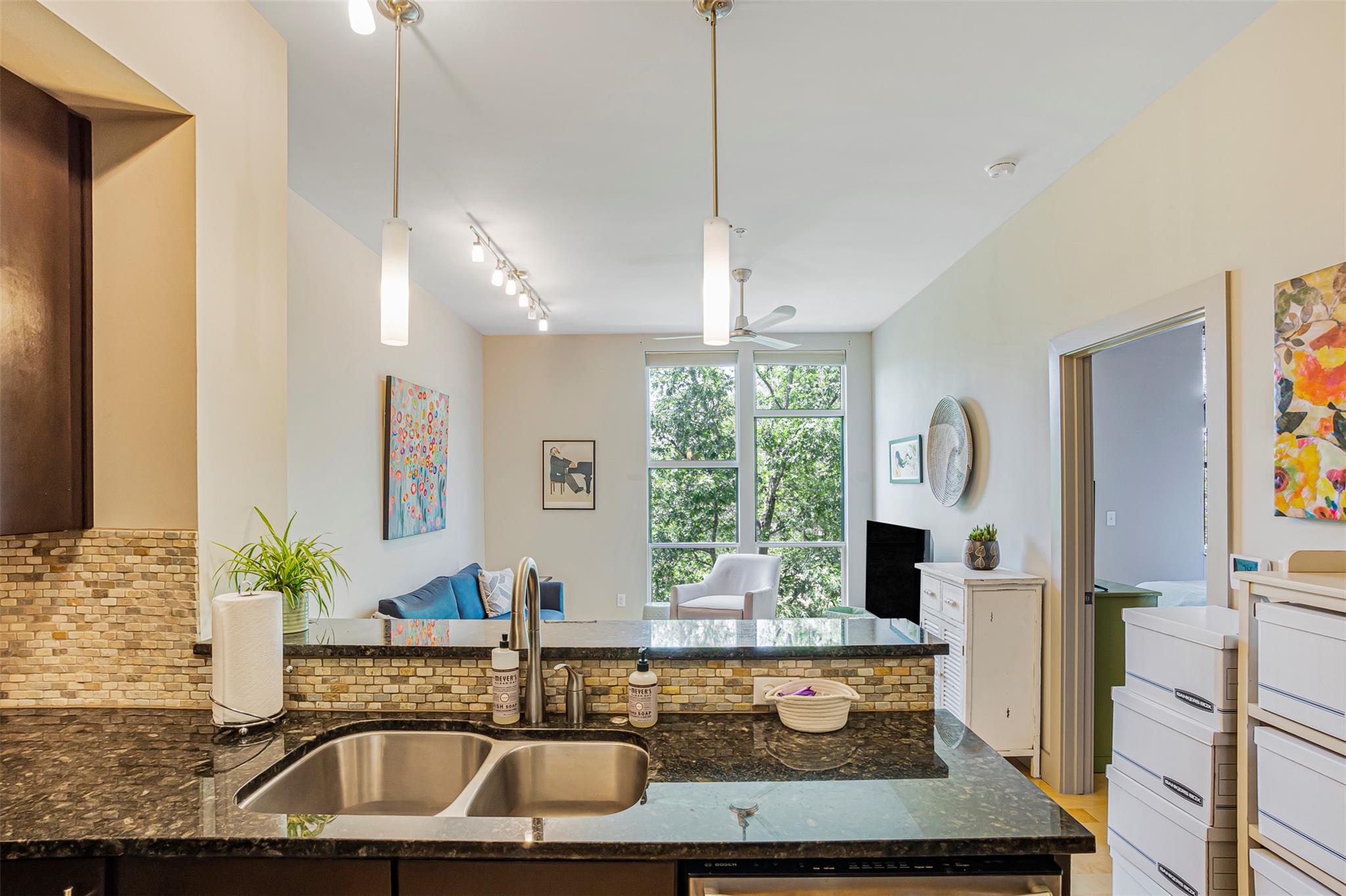 1320 Robert Browning ST 206