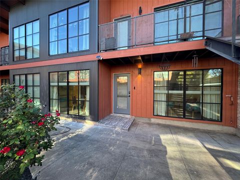 Photo of 400 E 30th ST #101, Austin, TX 78705 (MLS # 8128125)