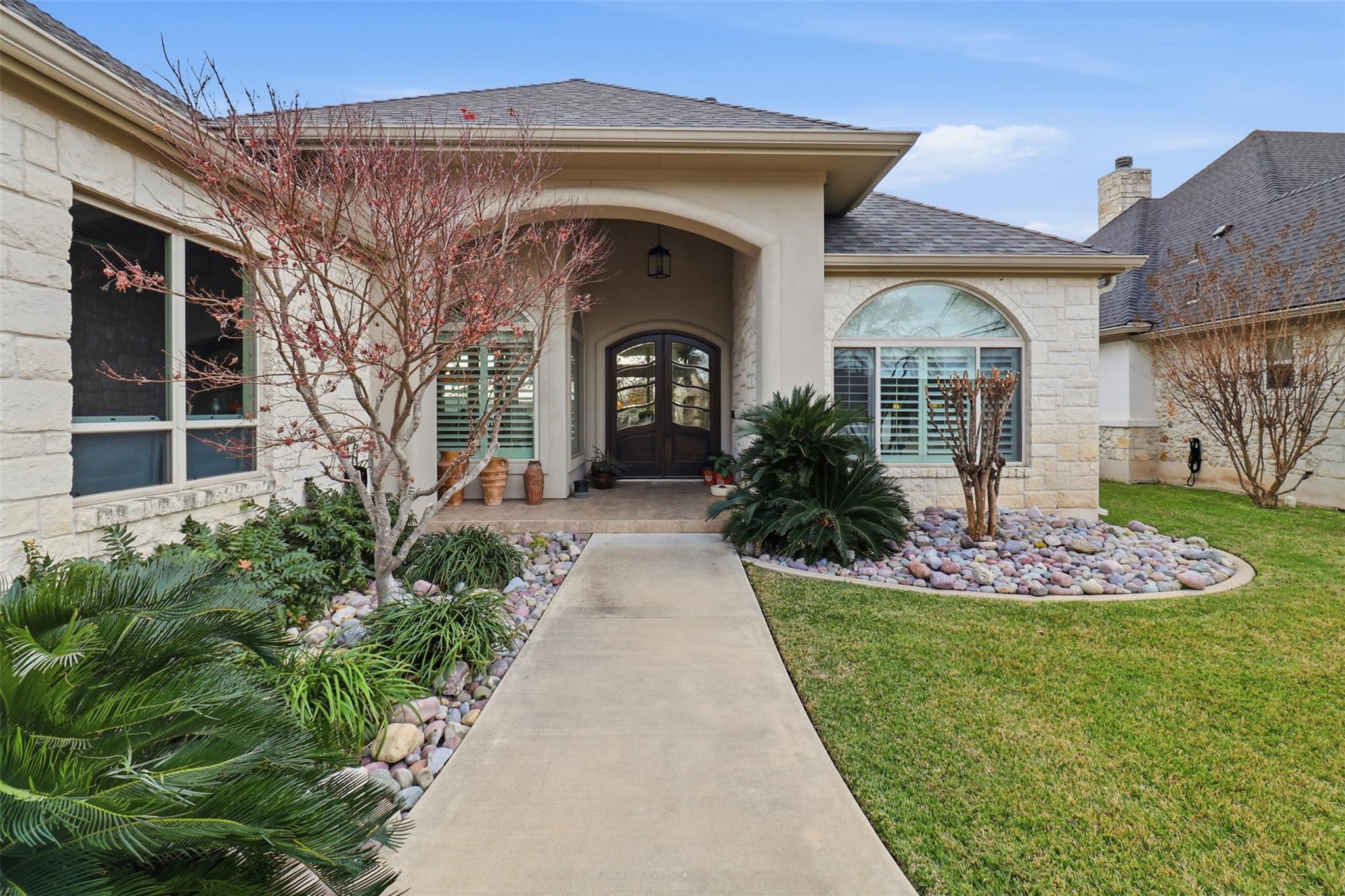 425 Saint Andrews ST