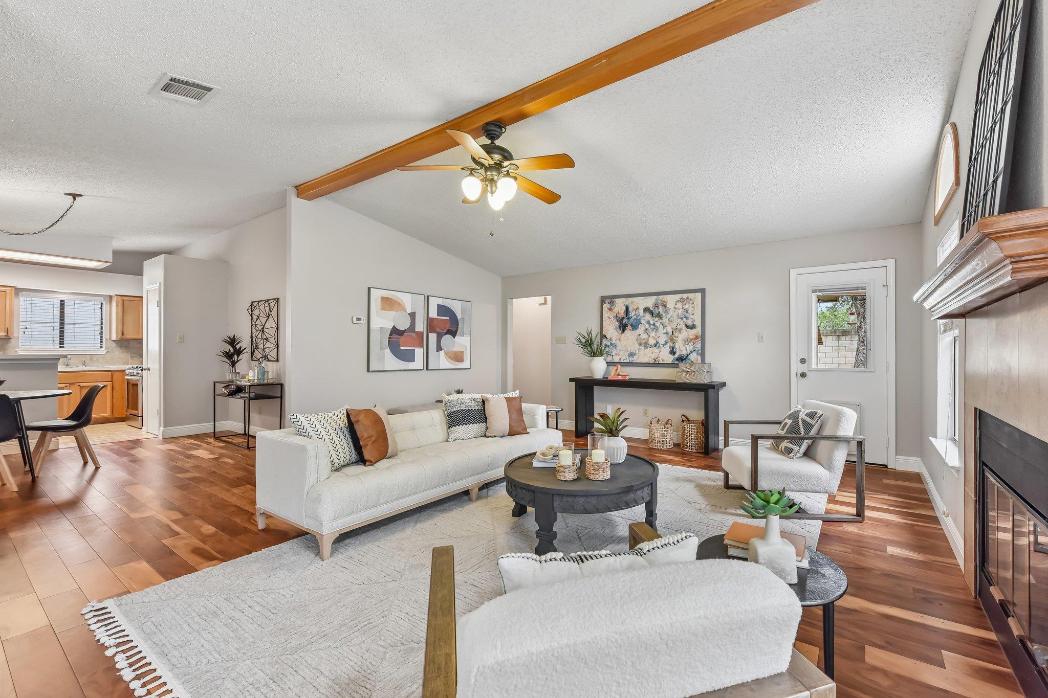 3408 Larkspur WAY