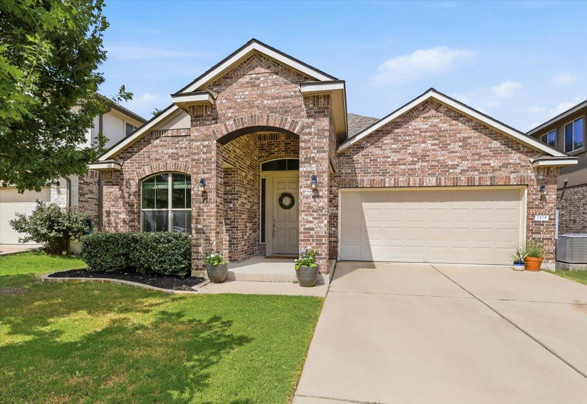 2424 Etta May LN