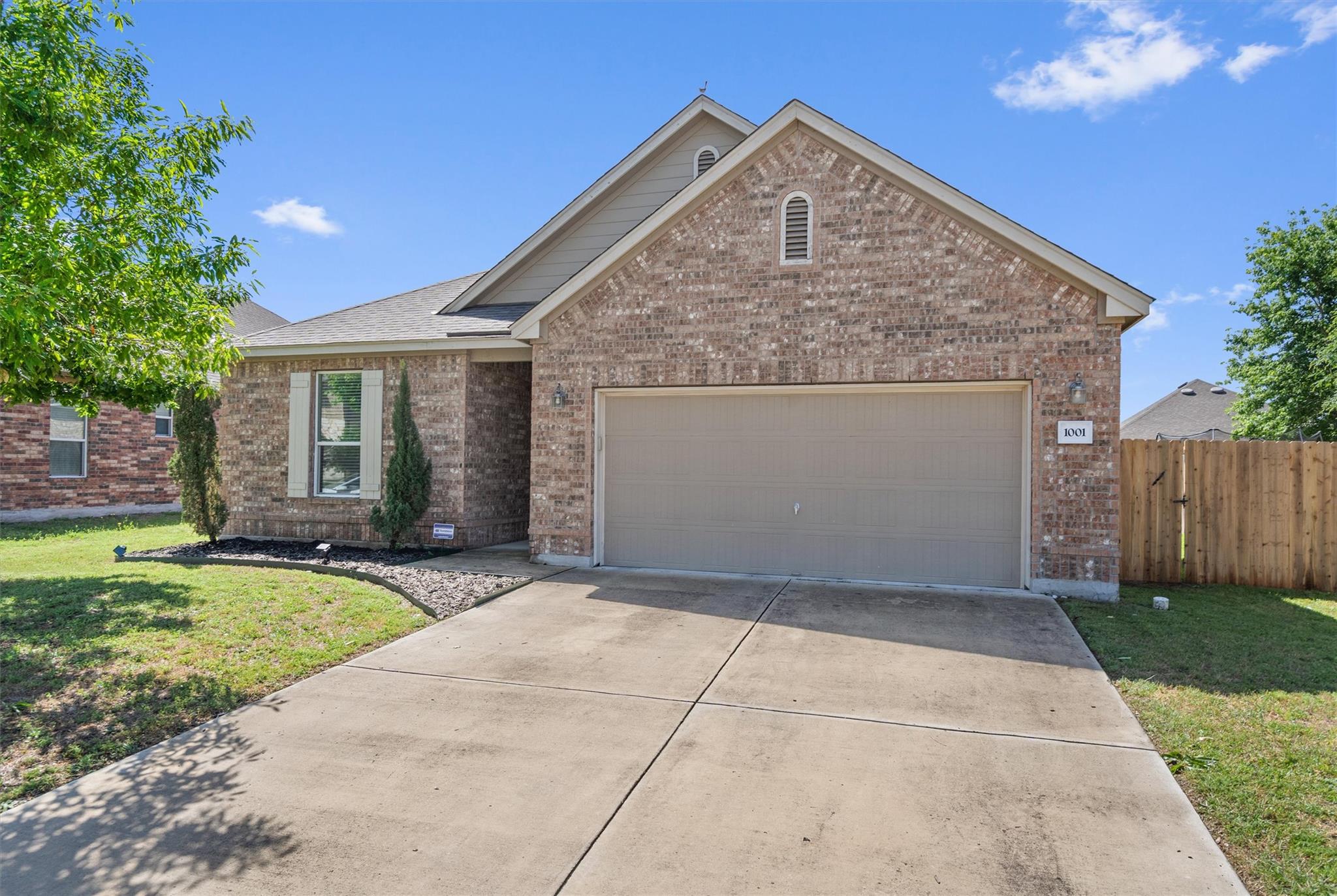 Taylor, Texas 76574, United States, 3 Bedrooms Bedrooms, ,2 BathroomsBathrooms,Residential,Active,115162