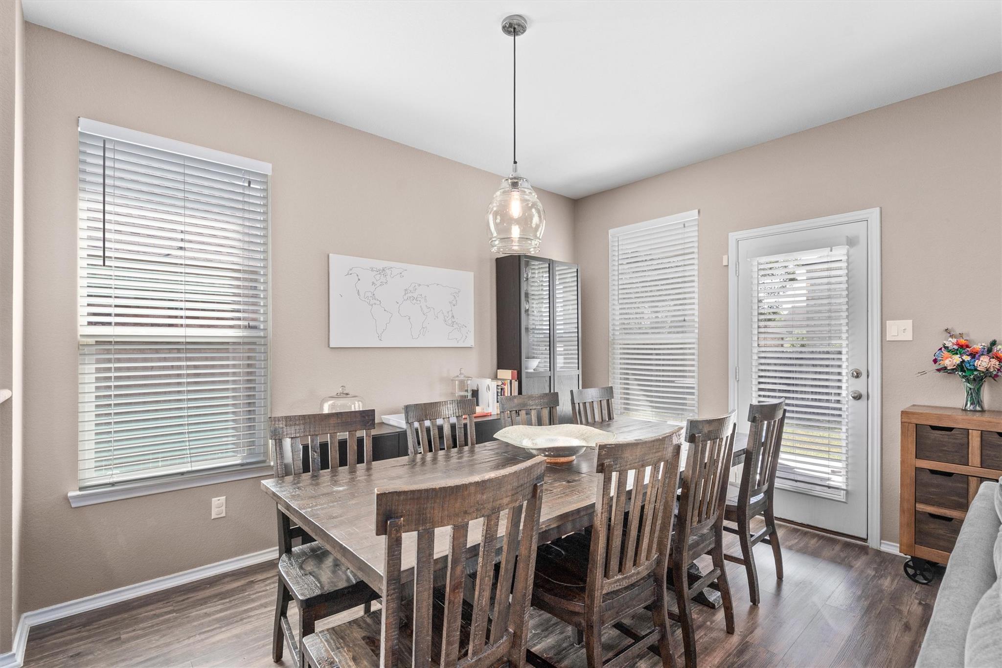 Taylor, Texas 76574, United States, 3 Bedrooms Bedrooms, ,2 BathroomsBathrooms,Residential,Active,115162