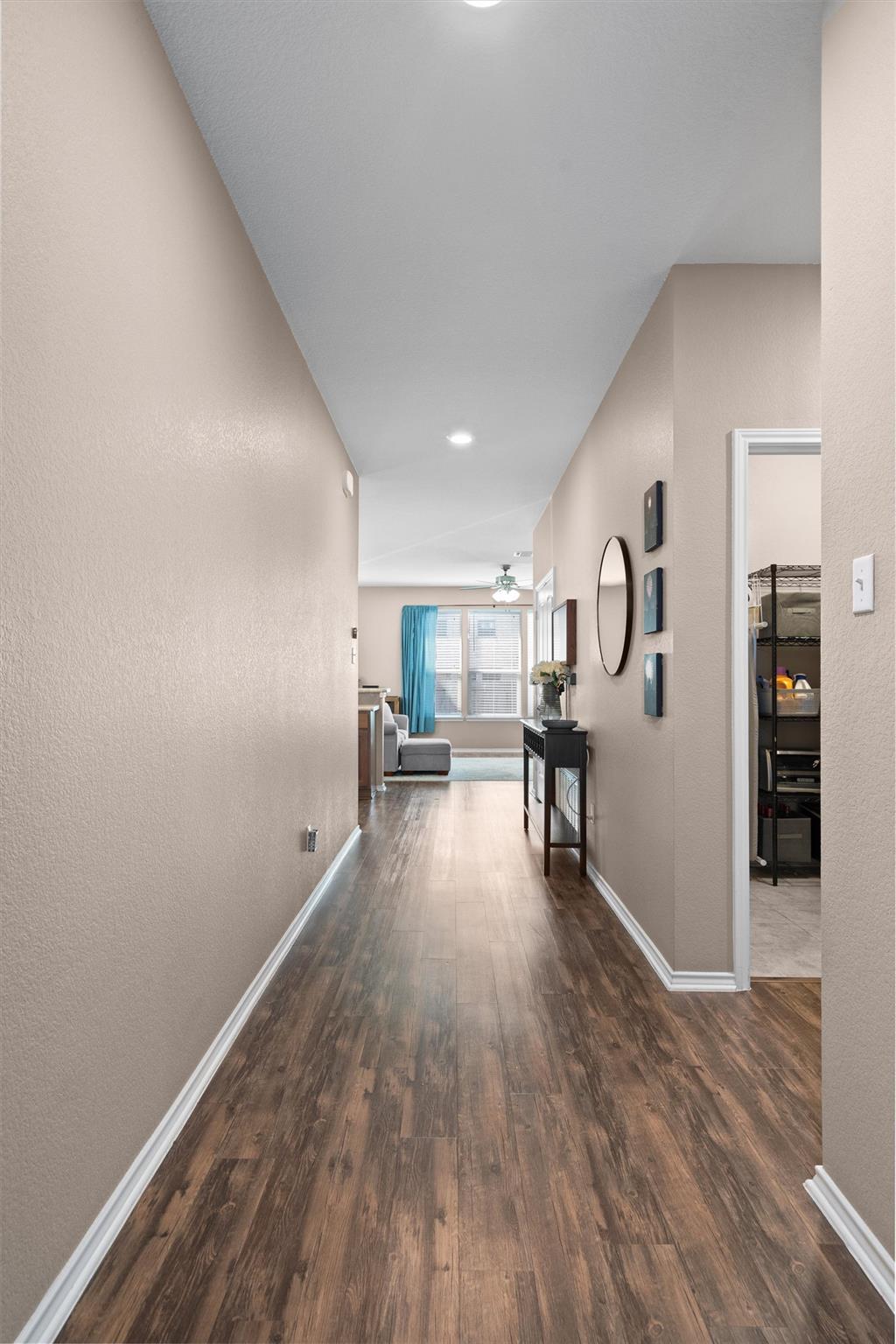 Taylor, Texas 76574, United States, 3 Bedrooms Bedrooms, ,2 BathroomsBathrooms,Residential,Active,115162