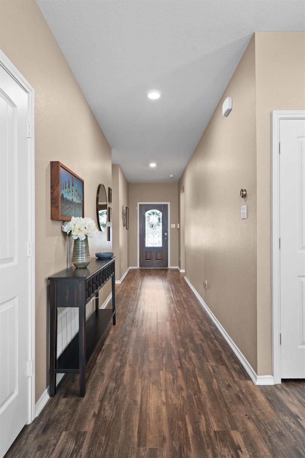 Taylor, Texas 76574, United States, 3 Bedrooms Bedrooms, ,2 BathroomsBathrooms,Residential,Active,115162