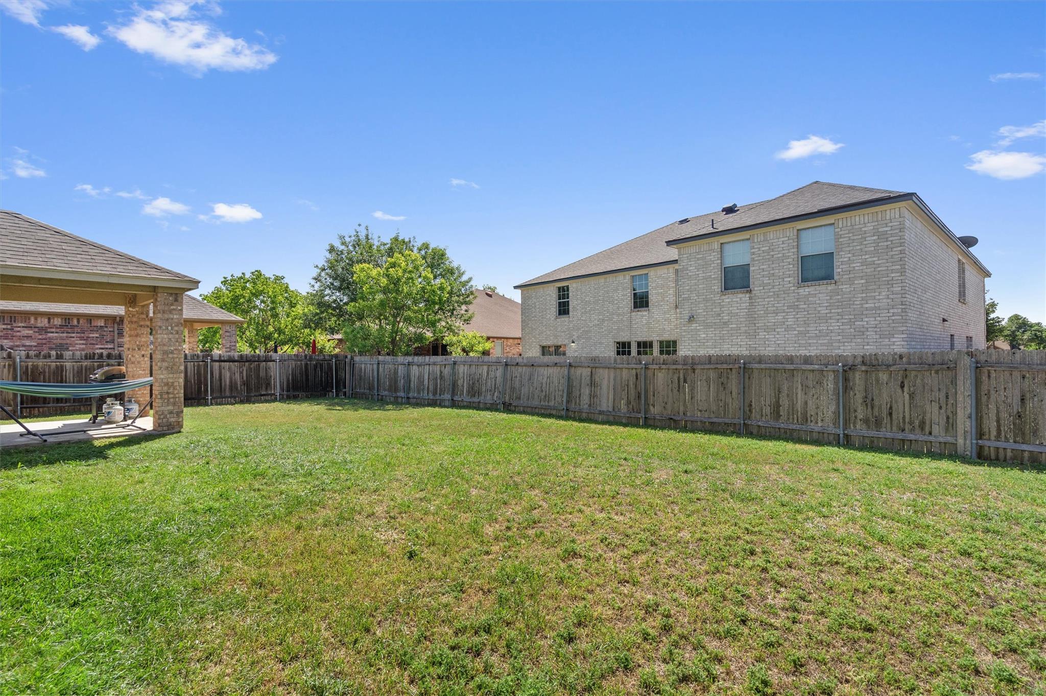 Taylor, Texas 76574, United States, 3 Bedrooms Bedrooms, ,2 BathroomsBathrooms,Residential,Active,115162