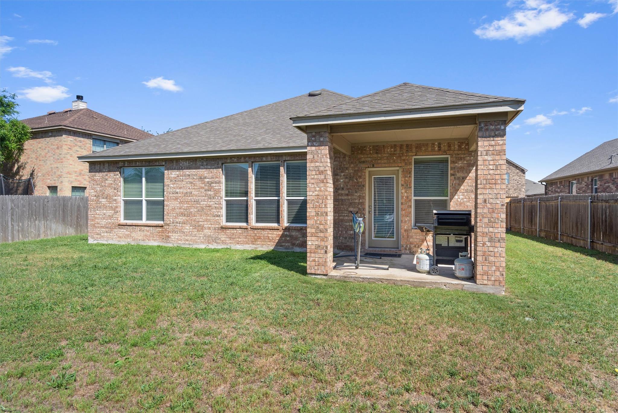 Taylor, Texas 76574, United States, 3 Bedrooms Bedrooms, ,2 BathroomsBathrooms,Residential,Active,115162