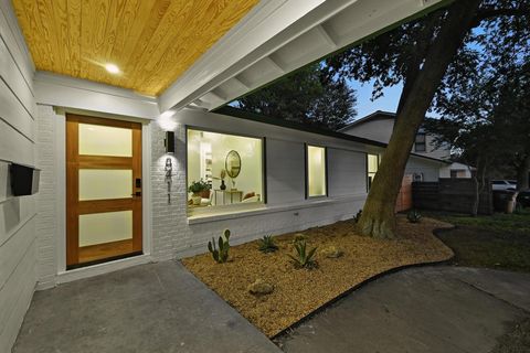Tiny photo for 8411 Rockwood LN, Austin, TX 78757 (MLS # 4781389)