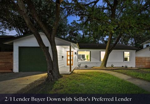 Tiny photo for 8411 Rockwood LN, Austin, TX 78757 (MLS # 4781389)