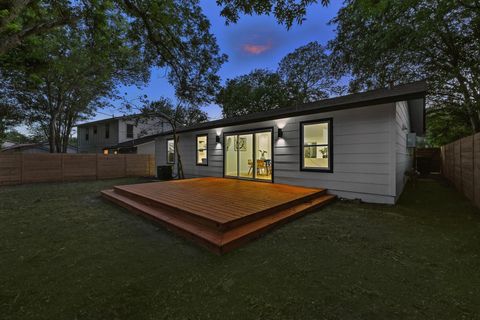 Tiny photo for 8411 Rockwood LN, Austin, TX 78757 (MLS # 4781389)