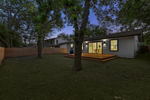 Tiny photo for 8411 Rockwood LN, Austin, TX 78757 (MLS # 4781389)