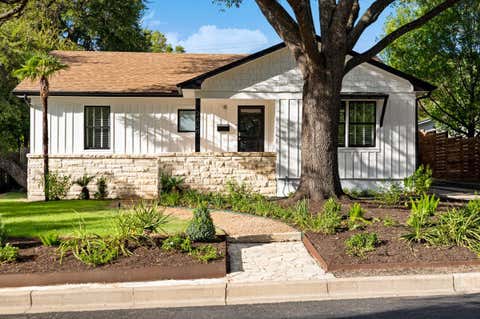 Photo of 2800 Cherry LN, Austin, TX 78703 (MLS # 6013440)