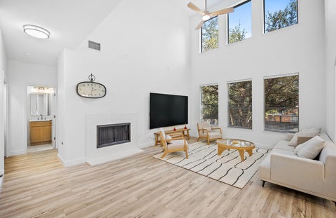 Photo of 313 El Socorro LN, Austin, TX 78732 (MLS # 2421526)
