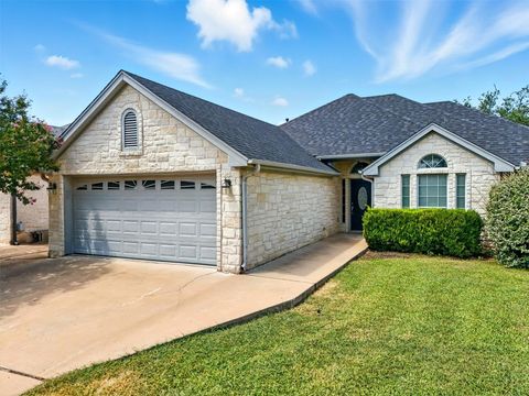 304 Fox Crossing Burnet TX 78611