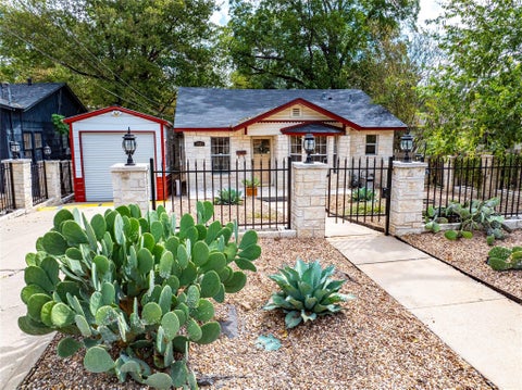 Photo of 3503 Robinson Ave, Austin, TX 78722 (MLS # 7313508)