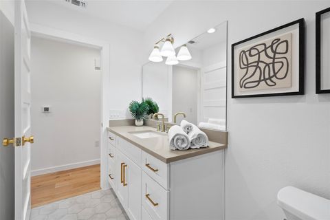 Tiny photo for 919 Gene Johnson ST, Austin, TX 78751 (MLS # 1352872)