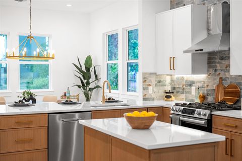 Tiny photo for 919 Gene Johnson ST, Austin, TX 78751 (MLS # 1352872)