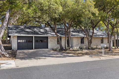 Tiny photo for 2008 Matthews LN, Austin, TX 78745 (MLS # 3625538)