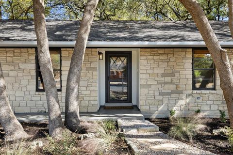 Tiny photo for 2008 Matthews LN, Austin, TX 78745 (MLS # 3625538)